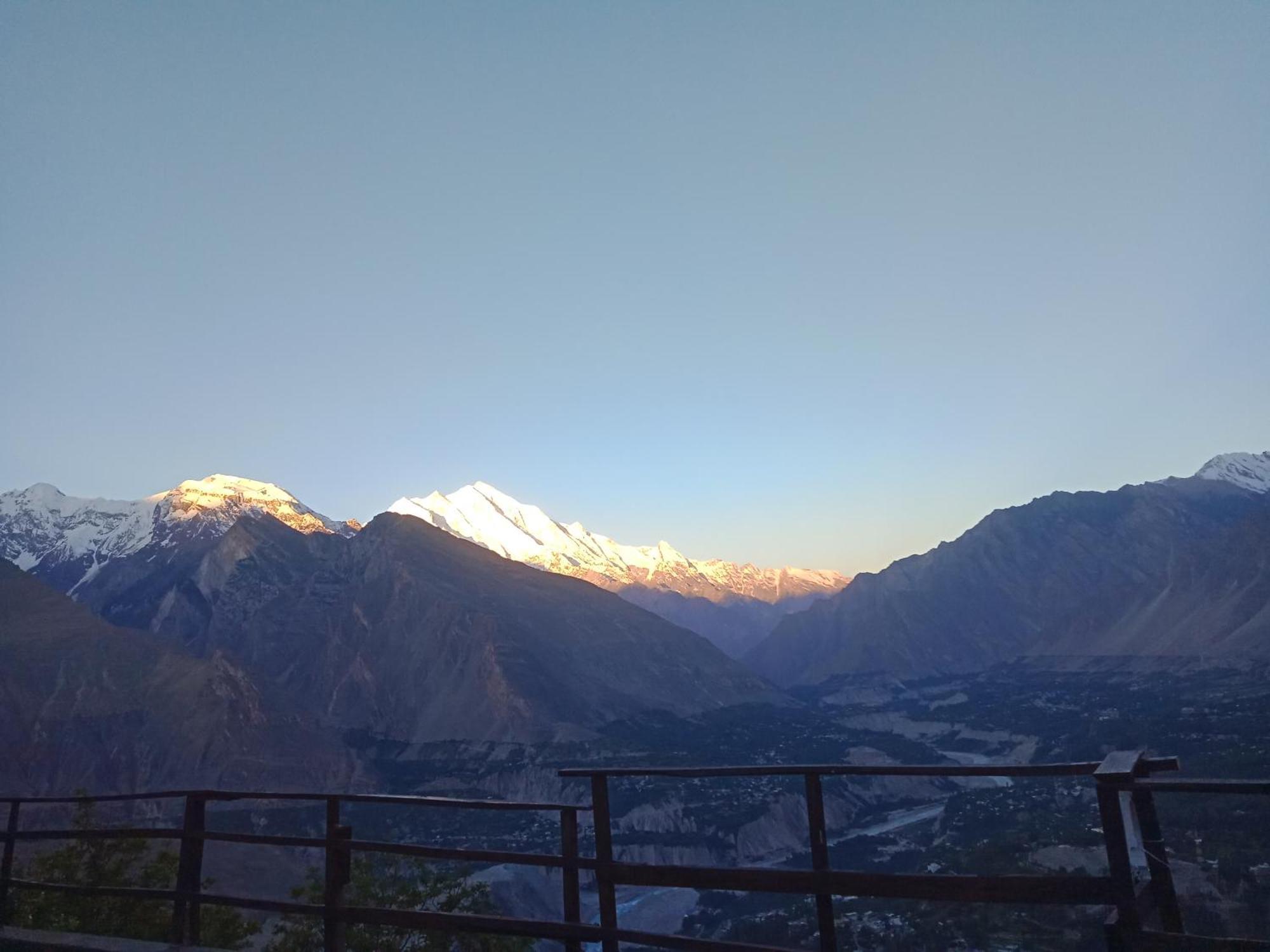 Venus Mountain Resort, Hunza Karimabad  ภายนอก รูปภาพ